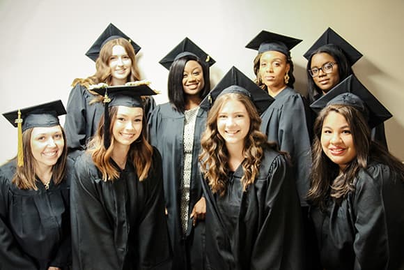 Tampa-Grad-Girls-Group-Pic.jpg