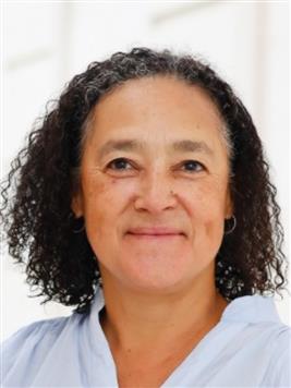 Avril Arendse bio picture