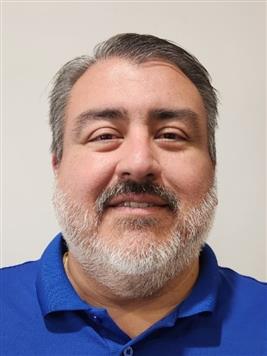 Carlos Alosilla bio picture