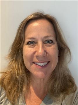 Elisa Bobrin bio picture