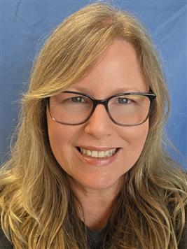 Kerri Courter bio picture