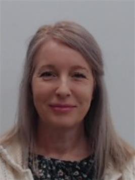 Mindy Scott bio picture