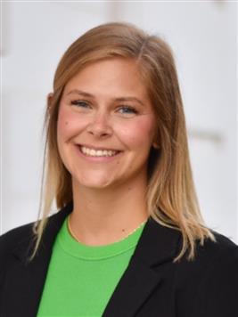 Natalie Fuston bio picture