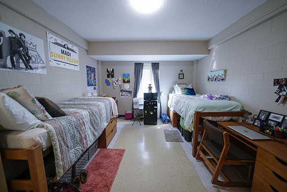 West and Liles rooming
