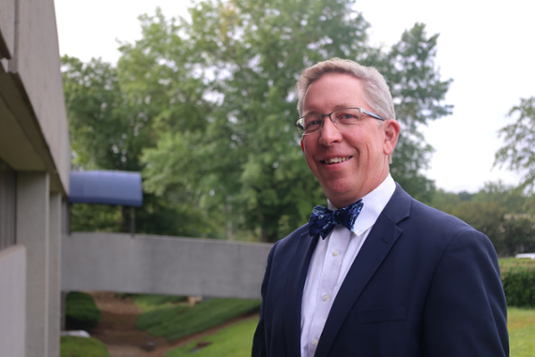 Dr. Mark Browne