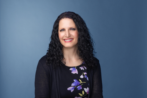 Dr. Stephanie Zeszutek