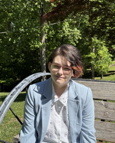Emma Hobbs, scholarship recipient