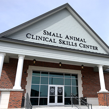 DeBusk Veterinary Teaching Center, Ewing, VA